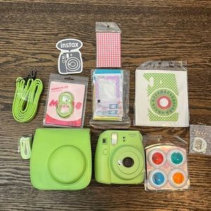 Fujifilm Instax Mini 9 Instant Camera, Lime Green bundle